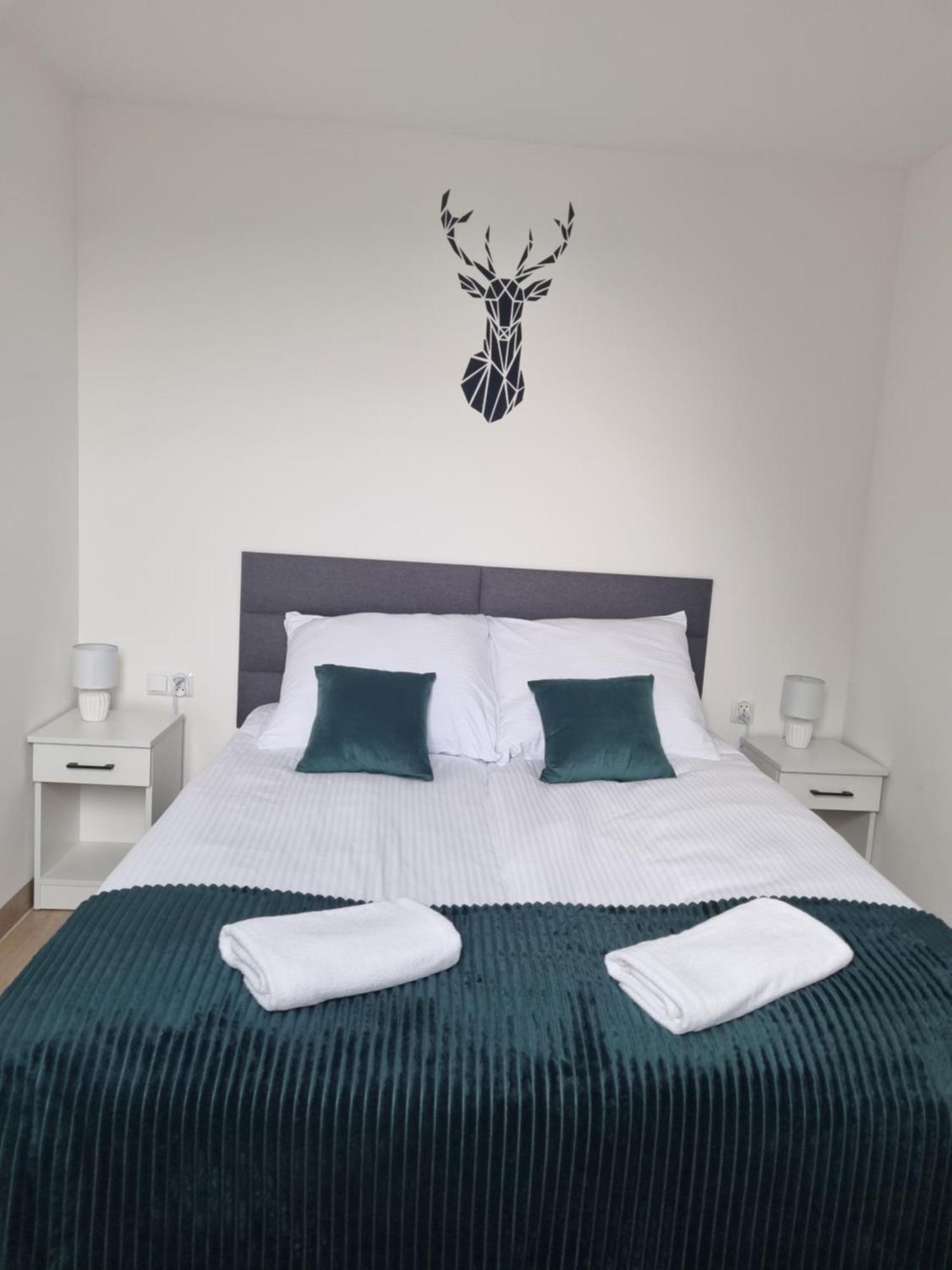 Apartamenty Jelen Pod Grapom Banska Nizna Exterior foto